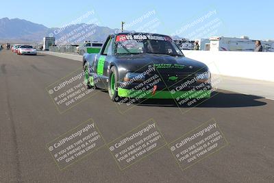 media/Nov-19-2022-Speed Ventures (Sat) [[eb5c8f9508]]/Around the Pits/Pre Grid Race Group/